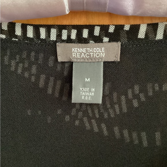 Kenneth Cole Reaction midi dress size M. Black and white geometric-like print. - Picture 4 of 7
